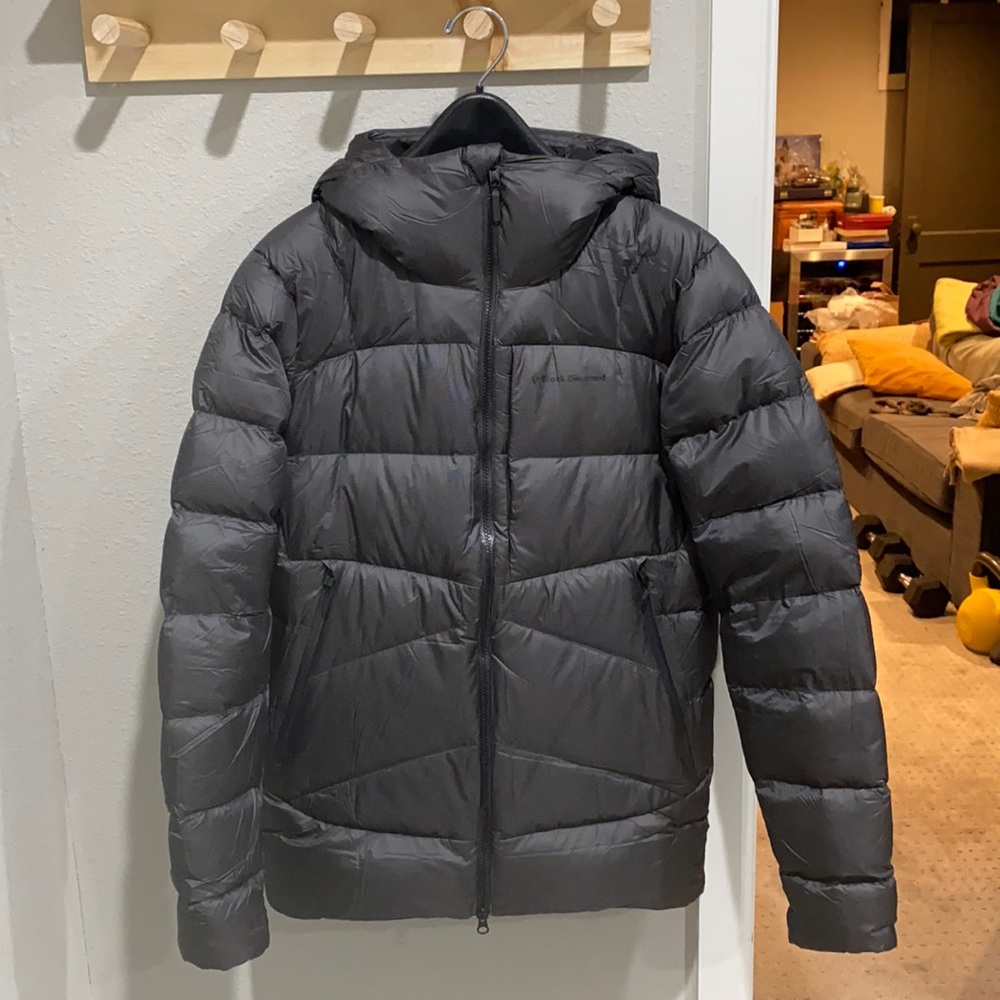 Black Diamond Vision Down Parka Small NWT